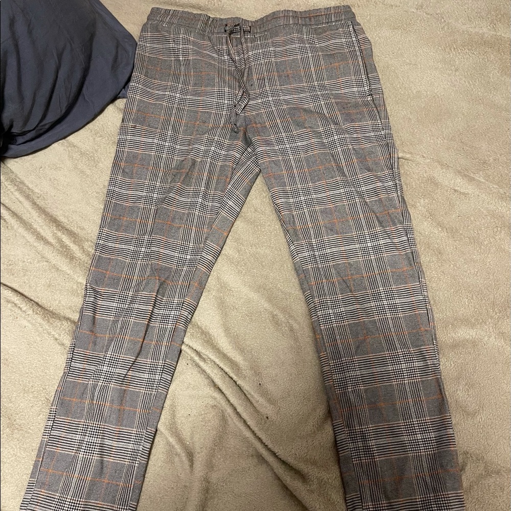 Forever 21 plaid pants 👖